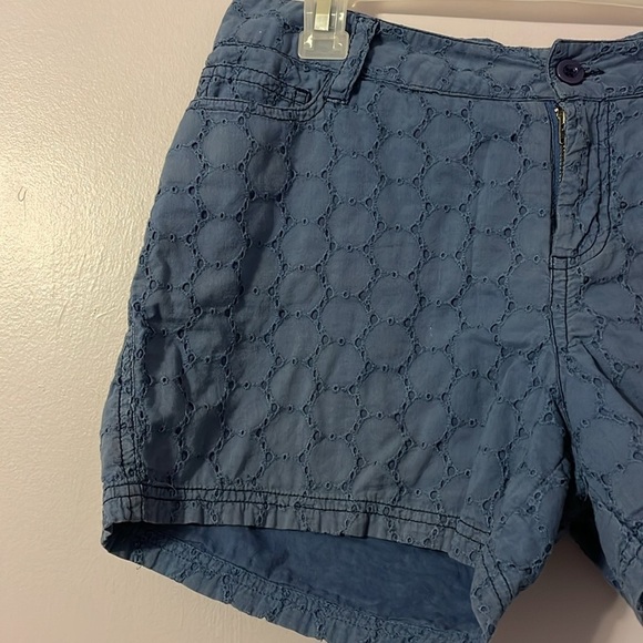 Prana Kittle Blue Eyelet Detail Shorts size 2 - Picture 2 of 15